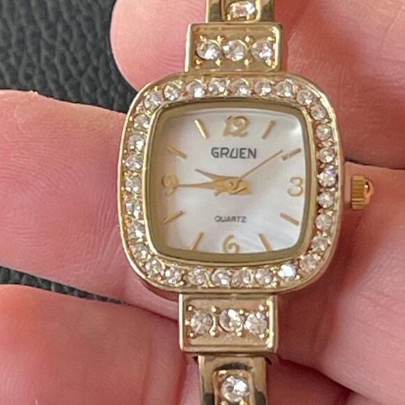 New Gruen Womens Gold-Tone Quartz Watch With Crystal Accents & Metal Bezel - Picture 2 of 10